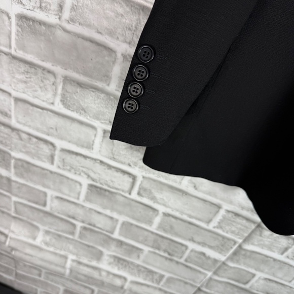 Hugo Boss Solid Black 4 Button Virgin Wool Blazer Suit Jacket Mens 42R - Picture 3 of 10
